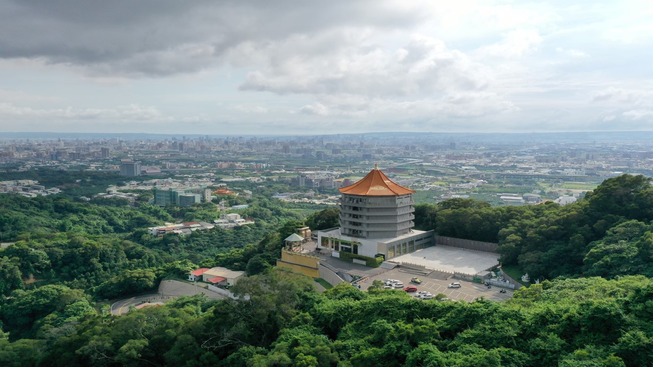 五湖園追思納骨塔位全區景觀